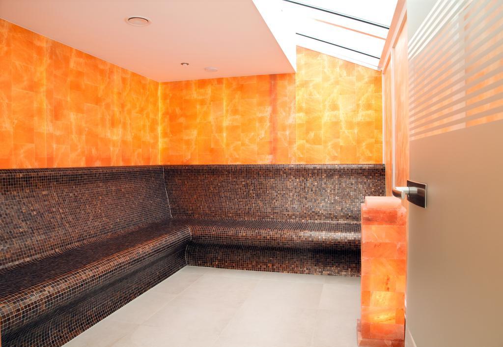 Thermalhotel Gass Bad Fussing Exterior photo
